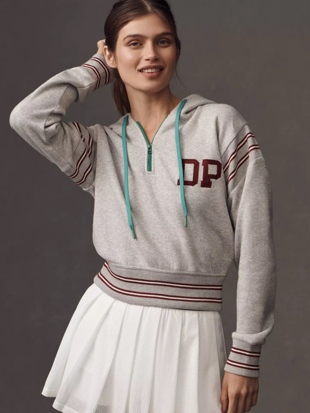 NEW DAILY PRACTICE DP CROPPED HOODIE FLEECE
XS
